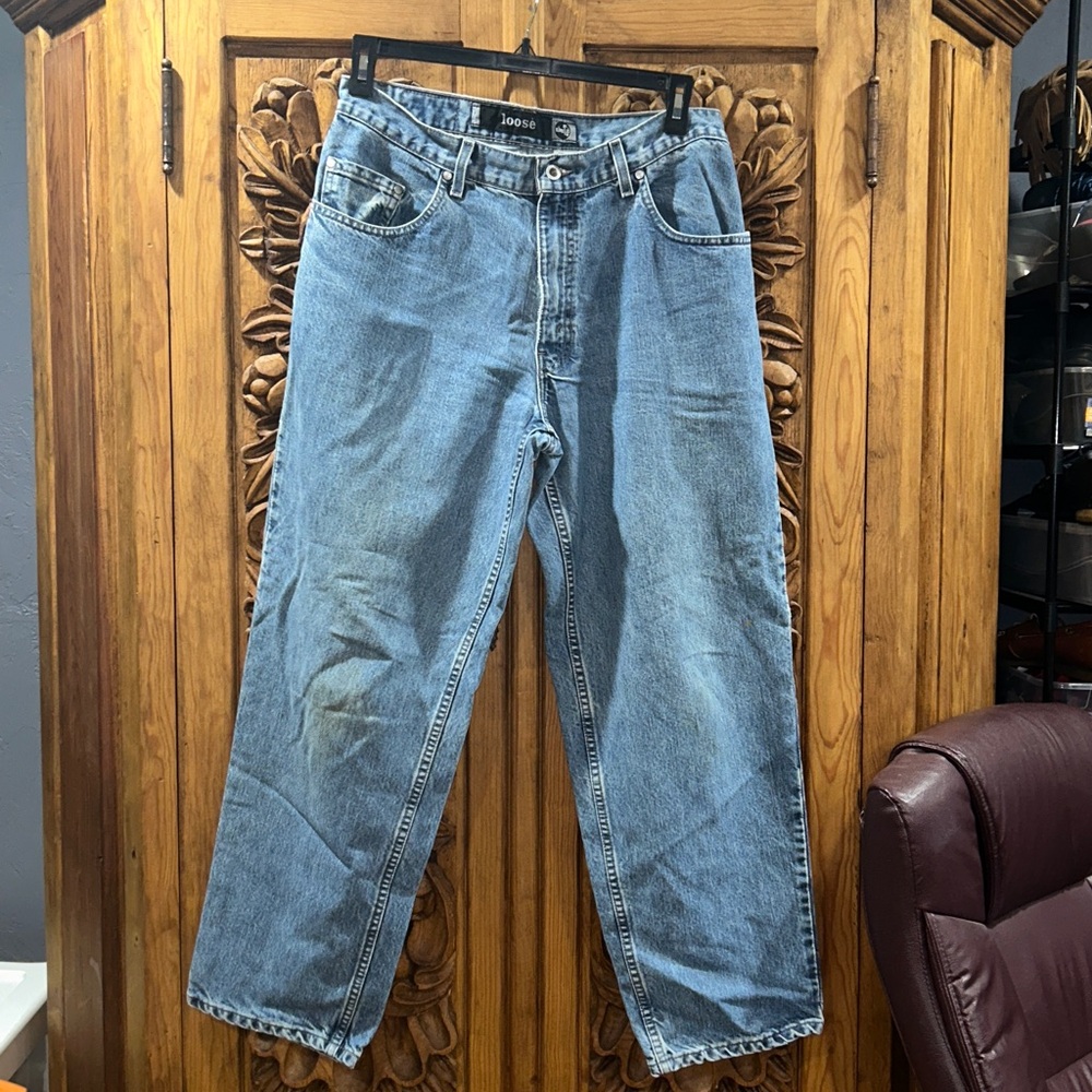 EUC Levi's Silvertab relaxed loose jeans 34 x 30